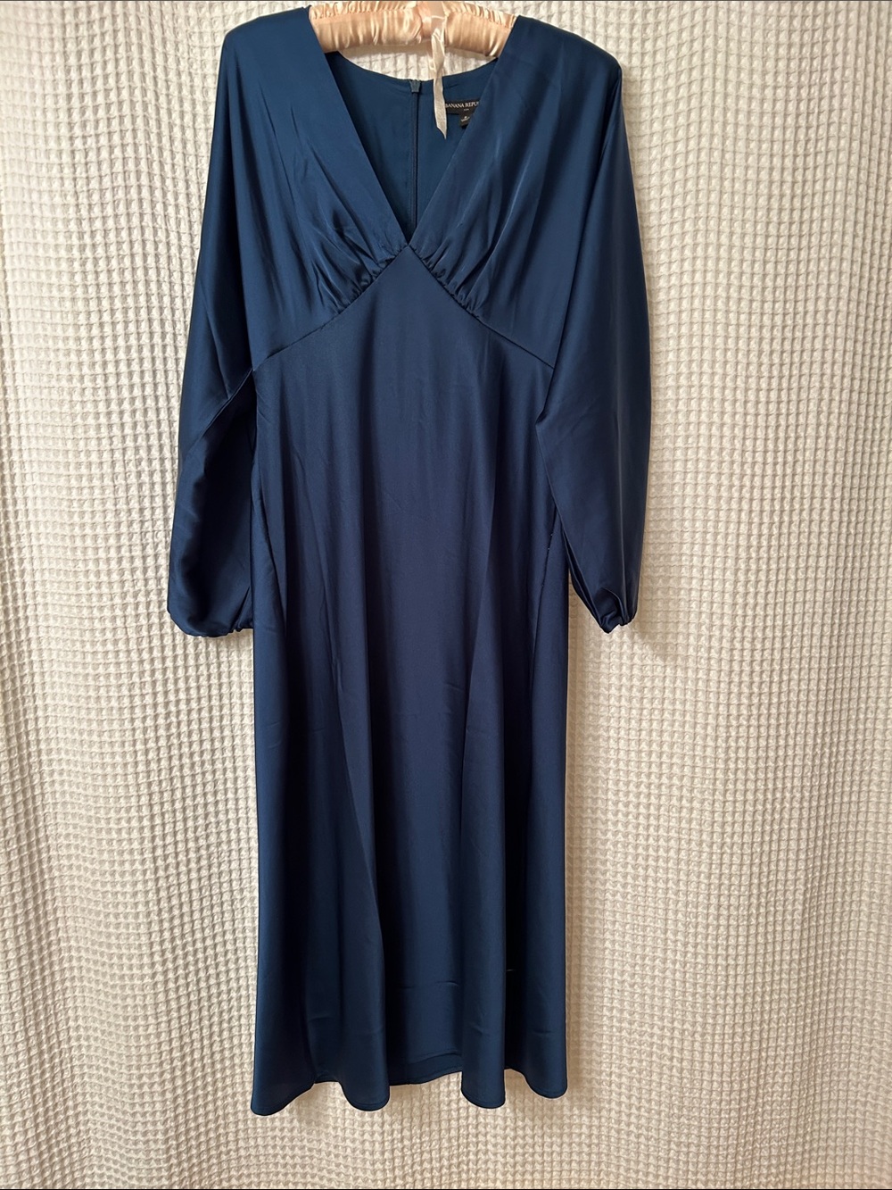 Banana Republic Navy Long Sleeve V-Neck Midi Dress